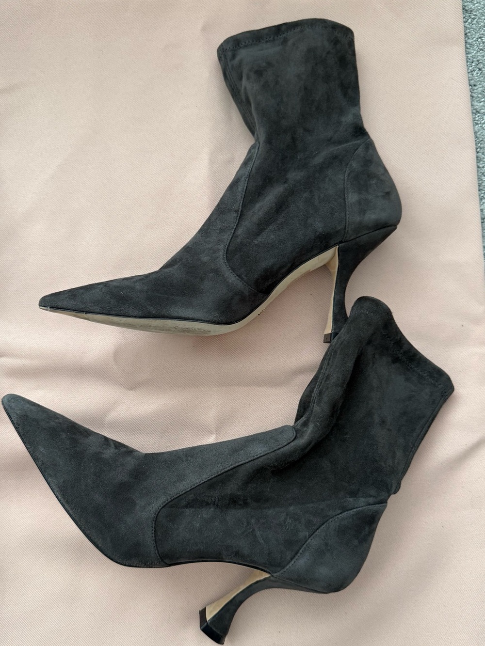 Stuart Weitzman Gray Suede Pointed-Toe Stiletto Pull On Ankle Boots